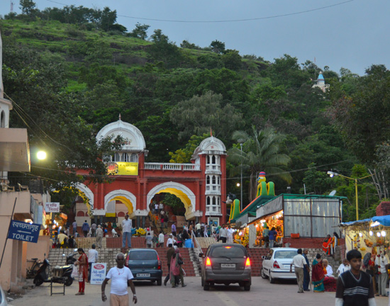 chaturshringi temple senapati bapat road pune