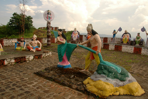 Neelkanteshwar Temple between Khadakwasla and Panshet dam