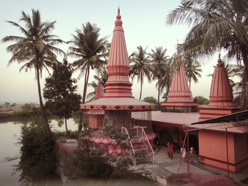 Ramdara temple Loni Kalbhor Village