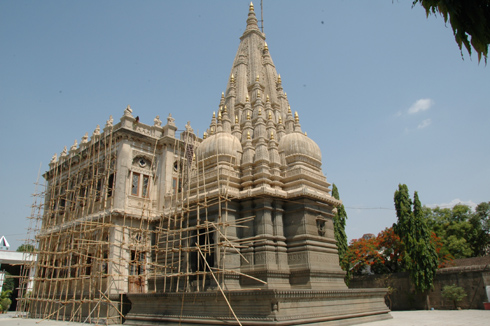 places to see near pune shinde chhatri