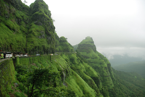 places to see near pune Varandha Ghat