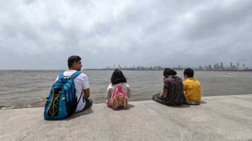 Pune Mumbai train Deccan Queen Vistadome Marine Drive